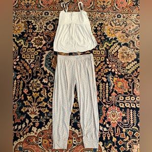 Comfy Lucky Brand Pajamas/Sleepwear Set